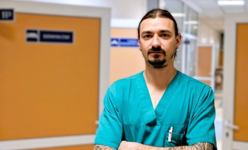 Лекари в ИСУЛ спасиха ръката на 17-годишно момче