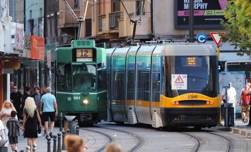 Допълнителен транспорт за Задушница осигурява СО