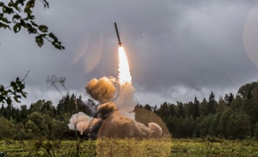 Украйна е унищожила една от руските хиперзвукови ракети "Орешник"