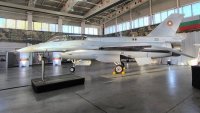 Първи полет на новия F-16 във въздушно ни пространство