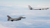 Руски стратегически бомбардировачи прелетяха над Японско море