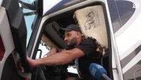 Шофьори на камиони проплакаха: В кабината е 50 градуса