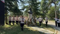 В кадър: България се поклони пред Апостола на свободата