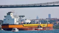 Украинска атака предизвика пожар на руско нефтено пристанище