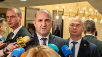 Румен Радев: Минималната работна заплата няма да бъде замразявана през 2026 г. 