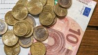 Храна, жилище и транспорт изяждат около 56% от бюджета на българските домакинства