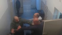 19 дни преди Йотова да го помилва, Петричкият Ескобар раздава крушета в затвора ВИДЕО