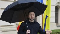Защо Зеленски мълчи за най-големия корупционен скандал в редиците си?
