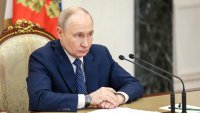 Путин предлага впечатляващи заплати на британски и германски бавачки