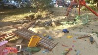 След гонка с полицията пиян шофьор се заби в детска площадка