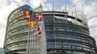 ЕС удължава до 2029 г. санкциите срещу лица заради войната в Украйна