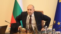 The Guardian: Дали Румен Радев запълва празнината, оставена от Орбан в ЕС?