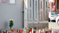 След две нападения и жертви в училища Франция и Австрия се чудят: Кое отклонява децата от релстие?