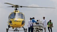 Чудо на Еверест: Изчезнал планински водач се появи след седмица неизвестност