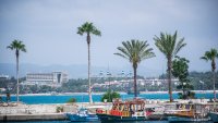 Спад на туристите в Турция - причината са високи цени и чести земетресения