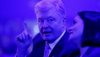 Сътрудници на Тръмп тайно разговаряли с Порошенко зад гърба на Зеленски