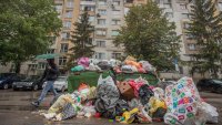 В КАДЪР Контейнерите за боклук в Люлин се препълниха
