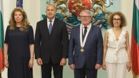 Радев удостои посланика на Франция Жоел Мейер с орден "Мадарски конник" – първа степен