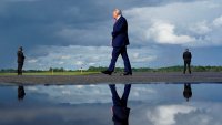 Фирмата на Тръмп планира да инвестира милиарди в криптовалути. Защо?