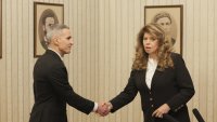 "Мяра": Йотова-Вълчев взимат 43,4% от вота, Гюров-Кандев - 28,9%