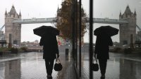 Бурята &ldquo;Боело&ldquo; предизвиква опустошителни наводнения във Великобритания (СНИМКИ)