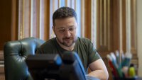 Зеленски провел "топъл и съдържателен" разговор с папа Лъв XIV