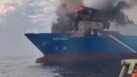 Издирват 10 души след сблъсък между два турски кораба