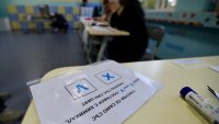 Изключително ниска избирателна активност в първите часове на вота