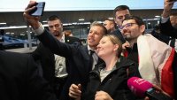 Унгарският премиер си намали заплатата наполовина