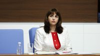 Пенсиите, майчинството и всички социални плащания са гарантирани