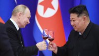 Путин става на 73 г., Ким Чен Ун сред първите с поздрав за вечна дружба