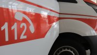 Момче падна от петия етаж на хотел в Китен, в кома е