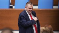 Пеевски атакува ДБ, фабрикували лъжи за негови пътувания