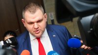 Пеевски: Чакъров направи правилното и се прибра, където беше