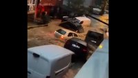 14-годишно дете загина заради пороя в Истанбул, хаос и наводнения в града