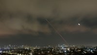 Иран атакува американски бази в Ирак, Бахрейн и Кувейт ВИДЕО