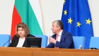 БСП: Вотът на недоверие е вреден, дебатът за фискалната политика - полезен