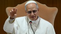 Папа Лъв XIV определи AI като заплаха, защото ще превърве човешките отношения в алгоритми