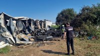 Бунгала и каравана са изгорели до плажа край Черноморец