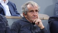 Крадци нахлуха в дома на легендата от F1 Ален Прост, ударили са го по главата