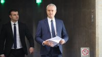 Костадинов: Няма да се подпишем под вота на недоверие на ПП-ДБ