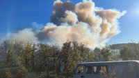 Пожарът в Ивайловградско навлезе на територията на Гърция