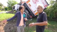 По чудо без жертви: ТИР скъса мантинела и се вряза в къща