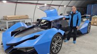 Ахмед "Шумахер" отново демонстрира "хиперколата" ALIENO с амортисьори за $70 ВИДЕО