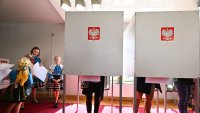Президенстки избори в Полша, балотаж в Румъния