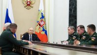 Битката за френския вот: Париж предупреждава за руски операции за влияние