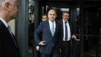 Доган е в София, с поддръжници създават нова партия