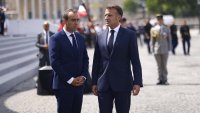 Макрон назначи Себастиан Льокорню за премиер на Франция