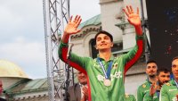 Какво е казал Алекс Николов на брат си Мони преди победата над САЩ?