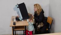 За кого да гласувам, за глада ли? Когато надницата е по-важна...